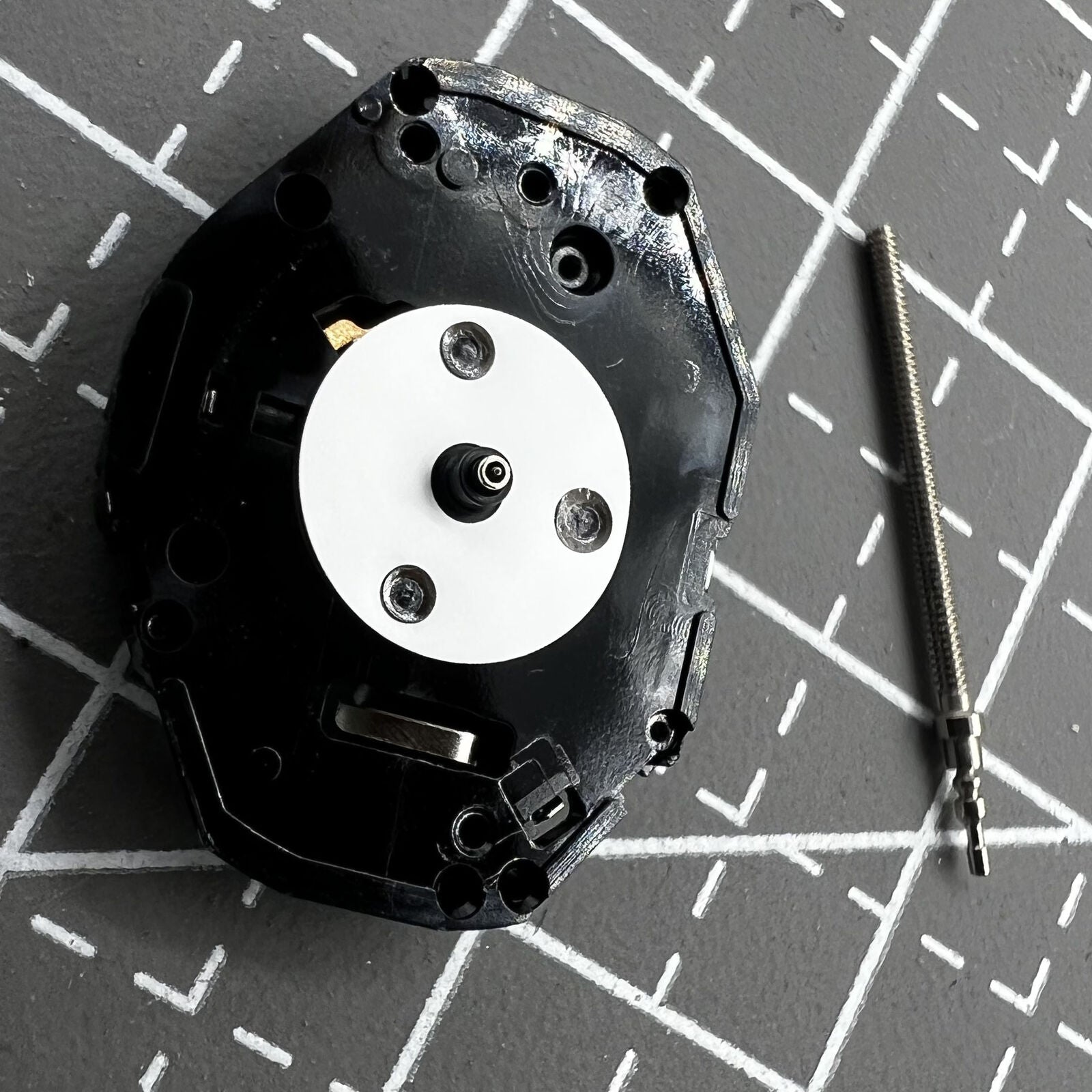 Hattori Epson TMI PC21 quartz watch movements, 5-piece pack for precise timekeeping accessories