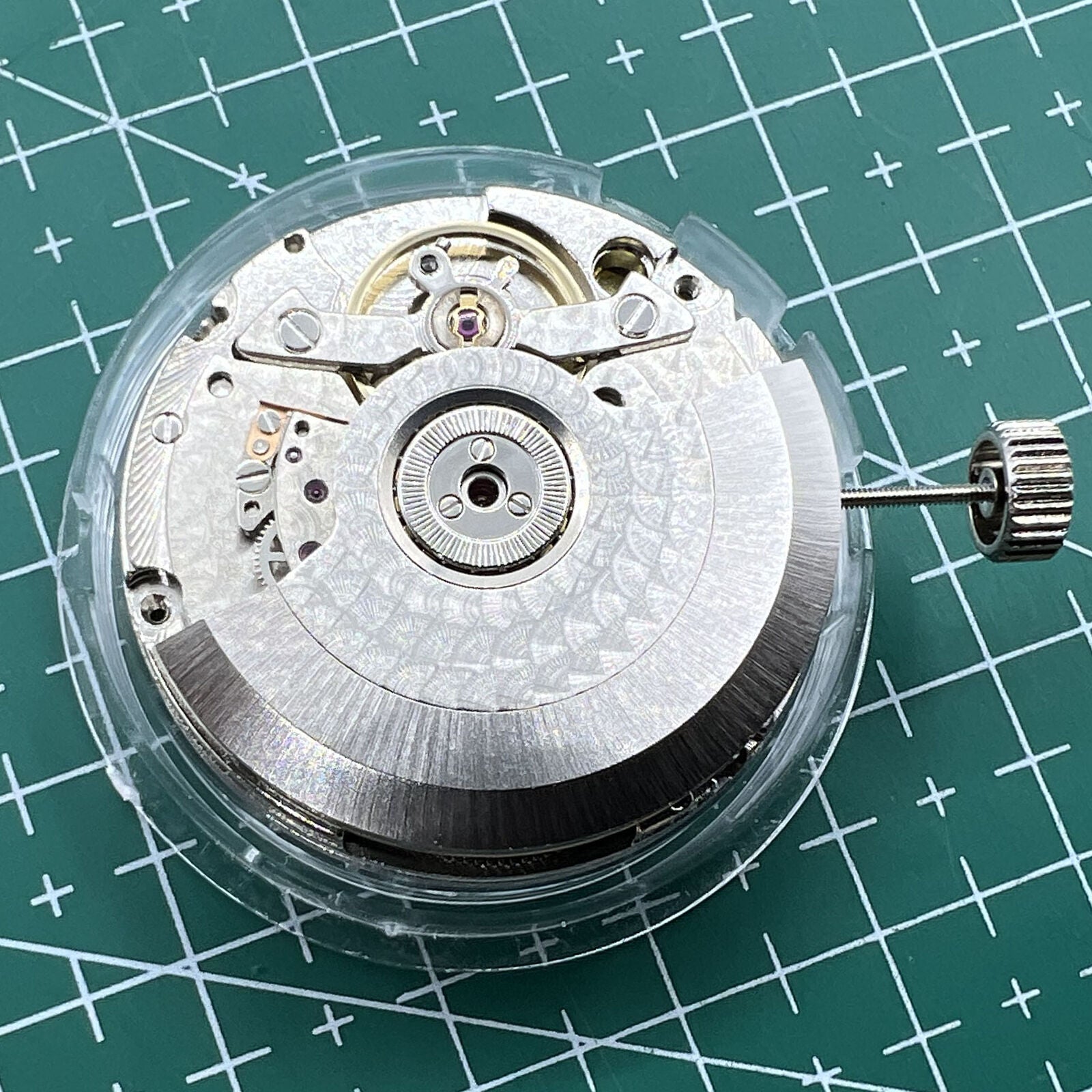 Seagull TY2530 black date disk mechanical watch movement, replacement for ST25 models with precise timekeeping.