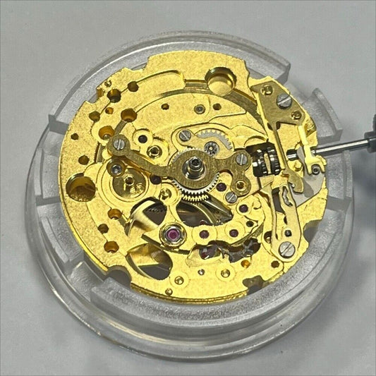 In Japan hergestelltes goldenes Miyota 82S0-Uhrenteil mit automatischem mechanischem Uhrwerk