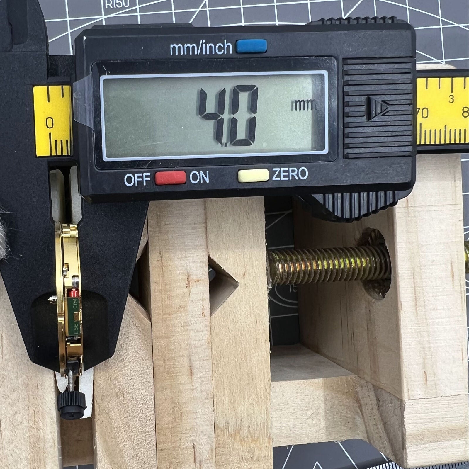 Longines E56.111 watch accessory with original ETA quartz movement and single calendar display detail.