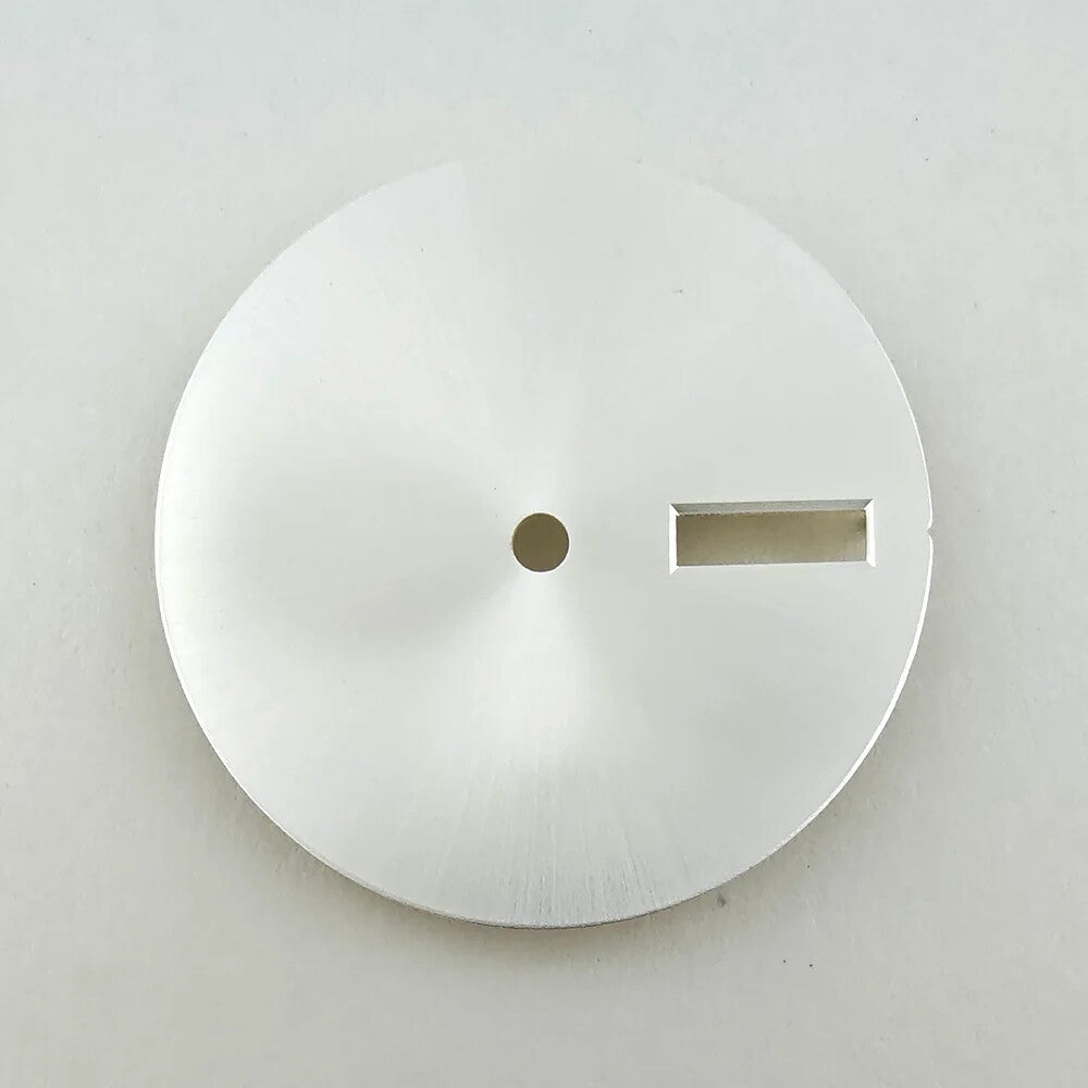 28.5mm solid color metal watch dial, compatible with NH36 movement, no lume.