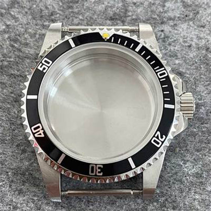 Waterproof watch case 39.5mm with stainless steel frame and sapphire glass, fits NH35/36 movements, brand matched.
