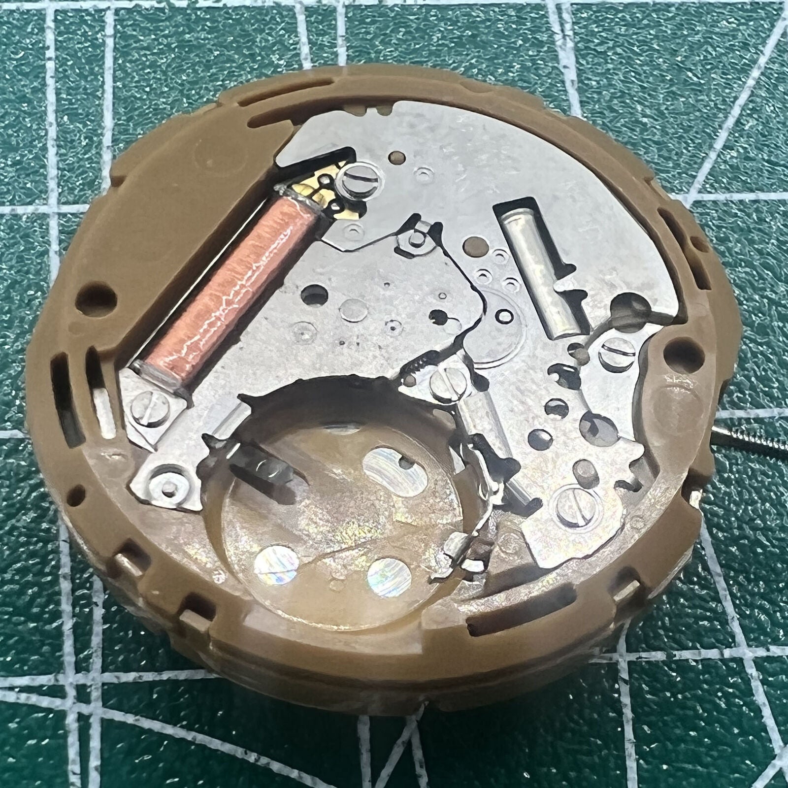 Miyota GP30 quartz watch movement for precision timekeeping, Japan-made by Miyota brand, ideal for watch repairs.