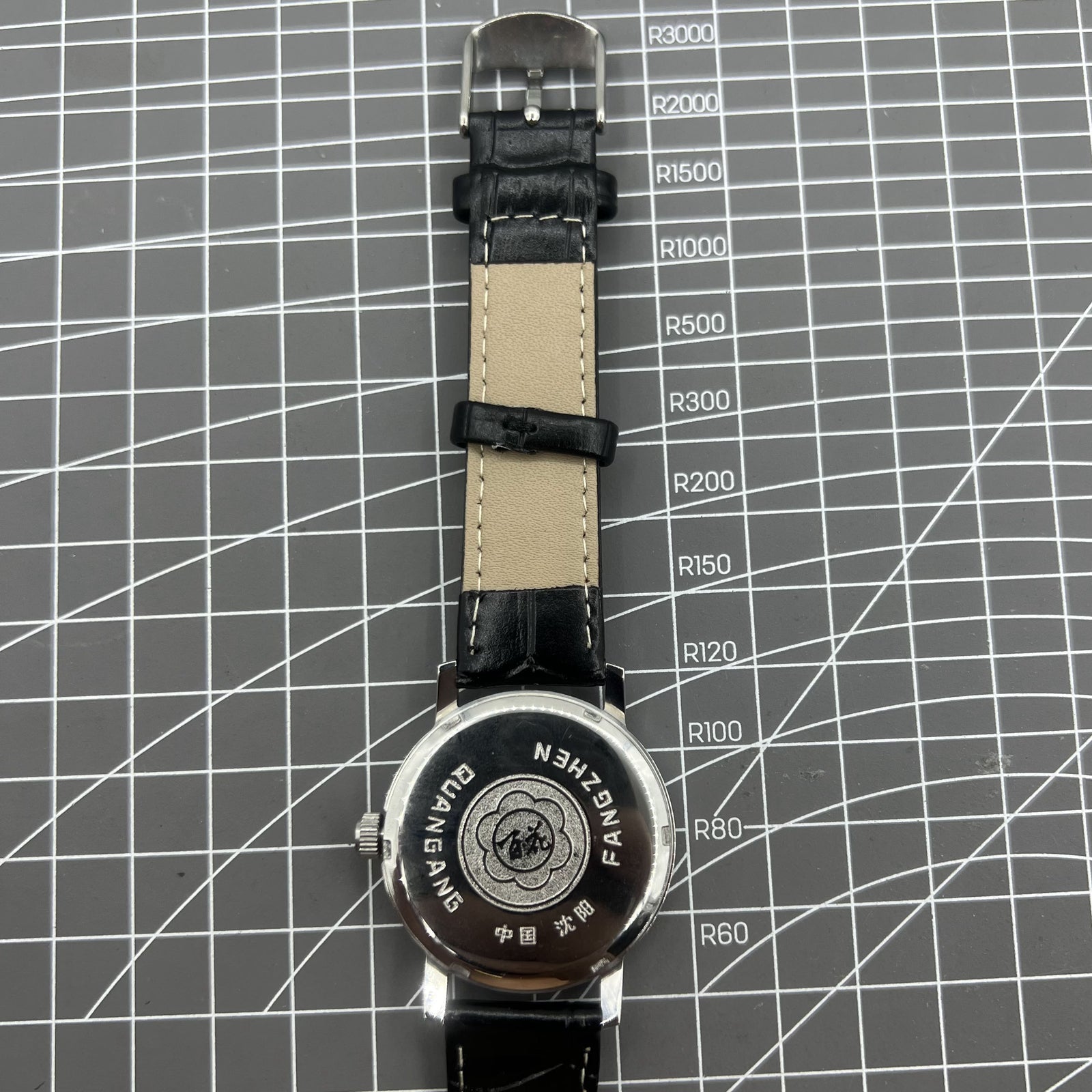 China Baihua 37mm manual mechanical watch with silver dial, 19 jewels, and shock-resistant design for long-lasting use