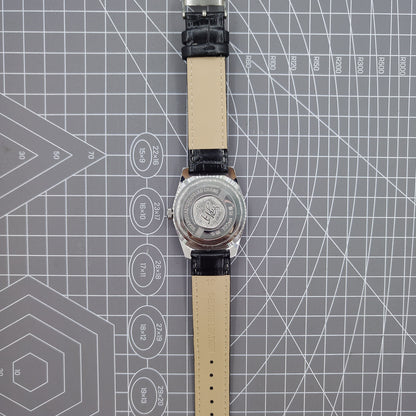 Shanghai Factory 38mm manual mechanical watch with white dial, 3 hands, 19 jewels, classic design for timeless style.