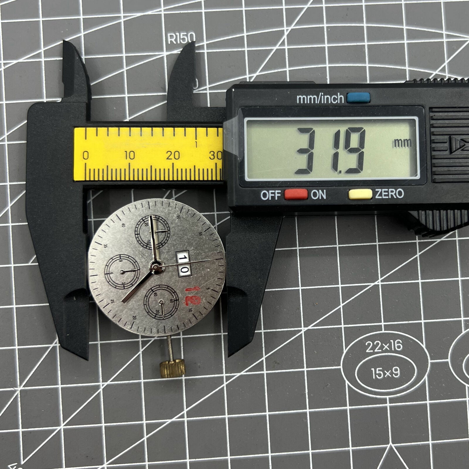 7750 mechanical watch movement showcasing big date at 12 and small seconds at 3, Swiss craftsmanship.