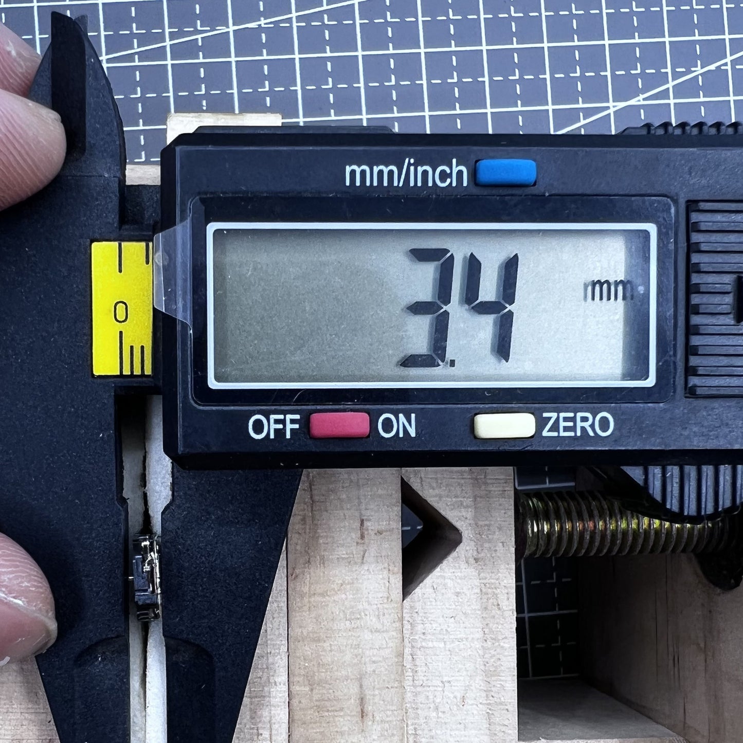 Seiko Japan Quarzwerk 2E20B mit 2 Zeigern, pr�zises Uhrwerk f�r Uhrenreparatur und Zubeh�r