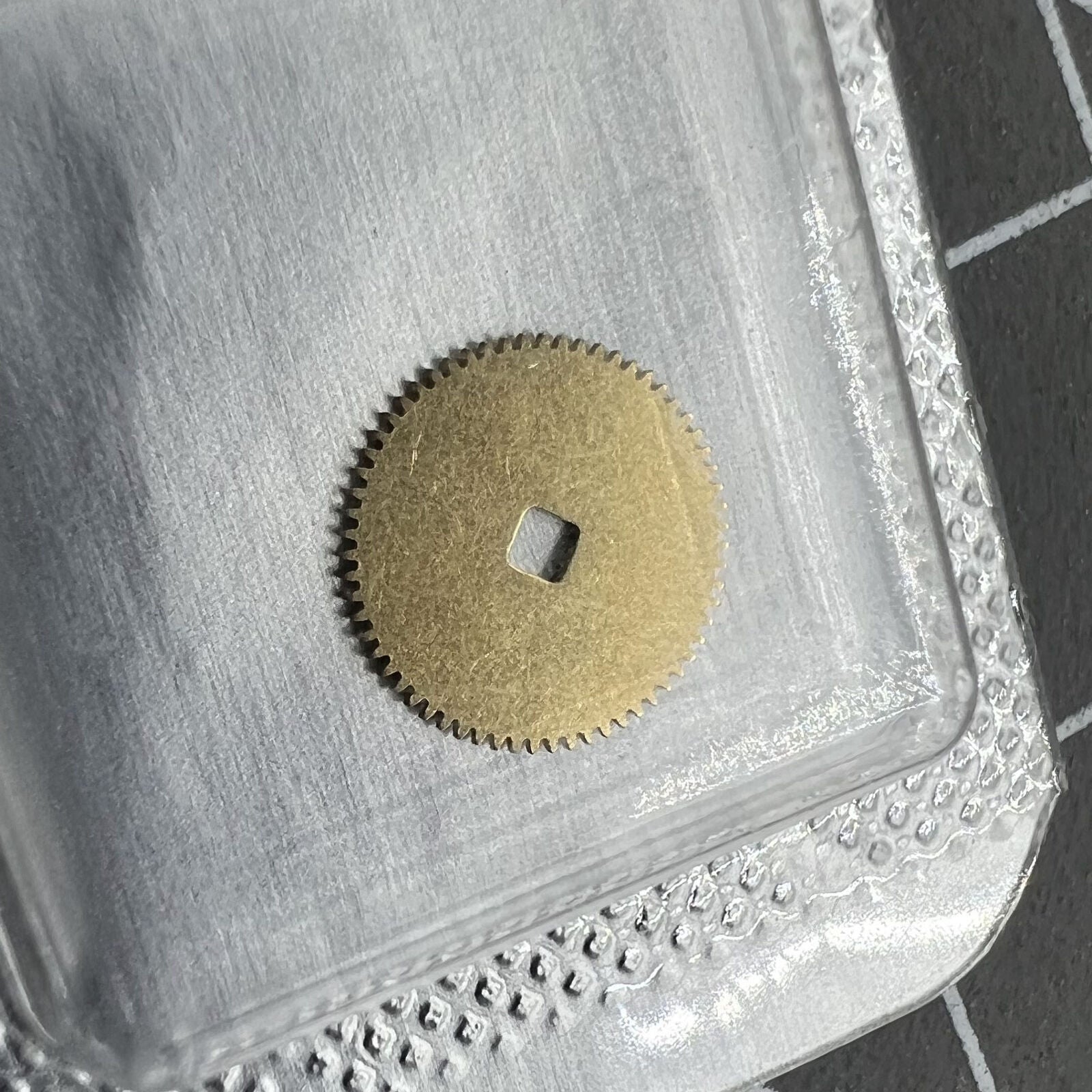 Ratchet wheel for ETA 2836/2834/2824 watch movement, durable Calibre 415 part, precise fit.