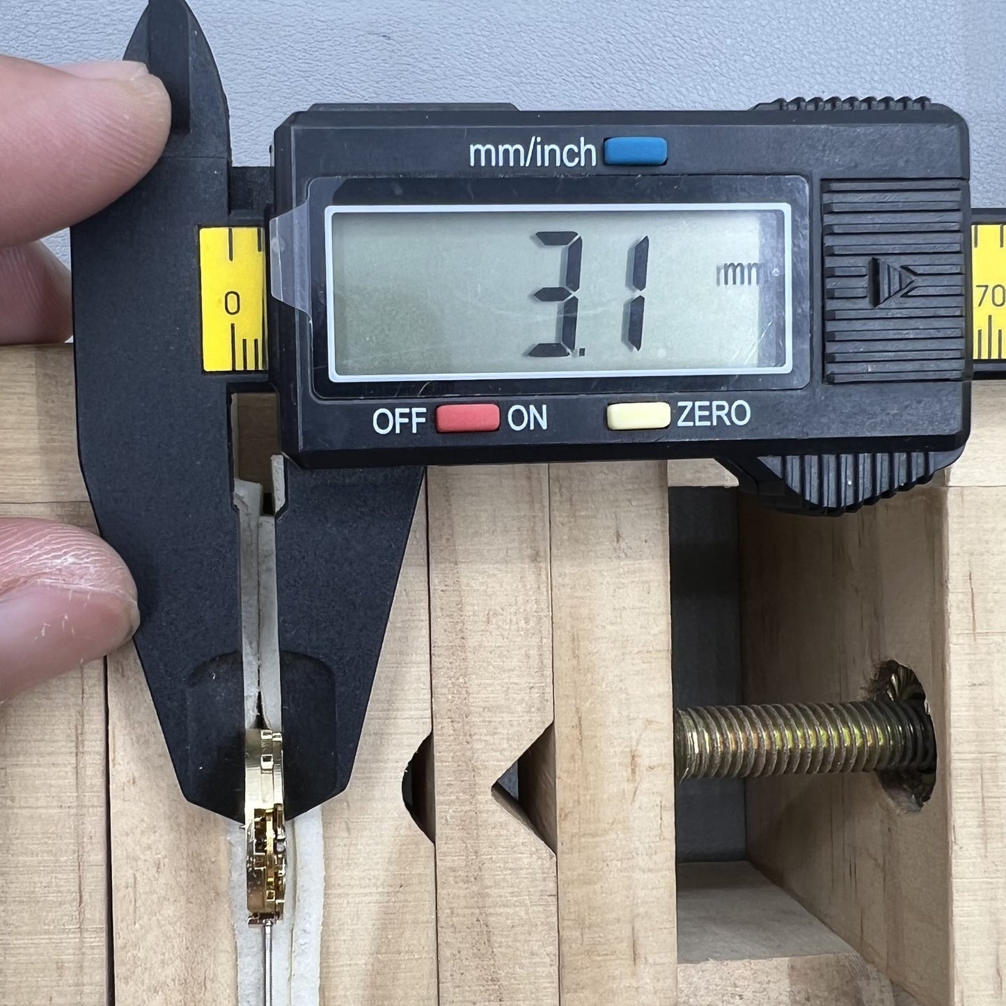 2 Stück 17 2mm Hohles Goldenes Mechanisches Uhrwerks Übungsarmbandteil