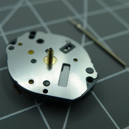 Hattori Epson TMI Y121 quartz watch movement ensuring accurate timing and durable performance.
