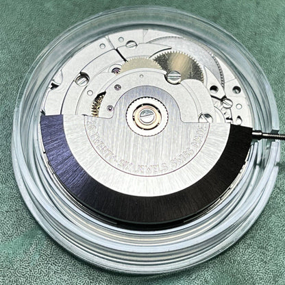 Sellita SW200-1 automatic watch movement, precise ETA 2824-2 compatible mechanical replacement for watches.