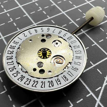 ETA Swiss Quarz Uhrwerk 400 111 Ein Kalender bei 6 Uhr