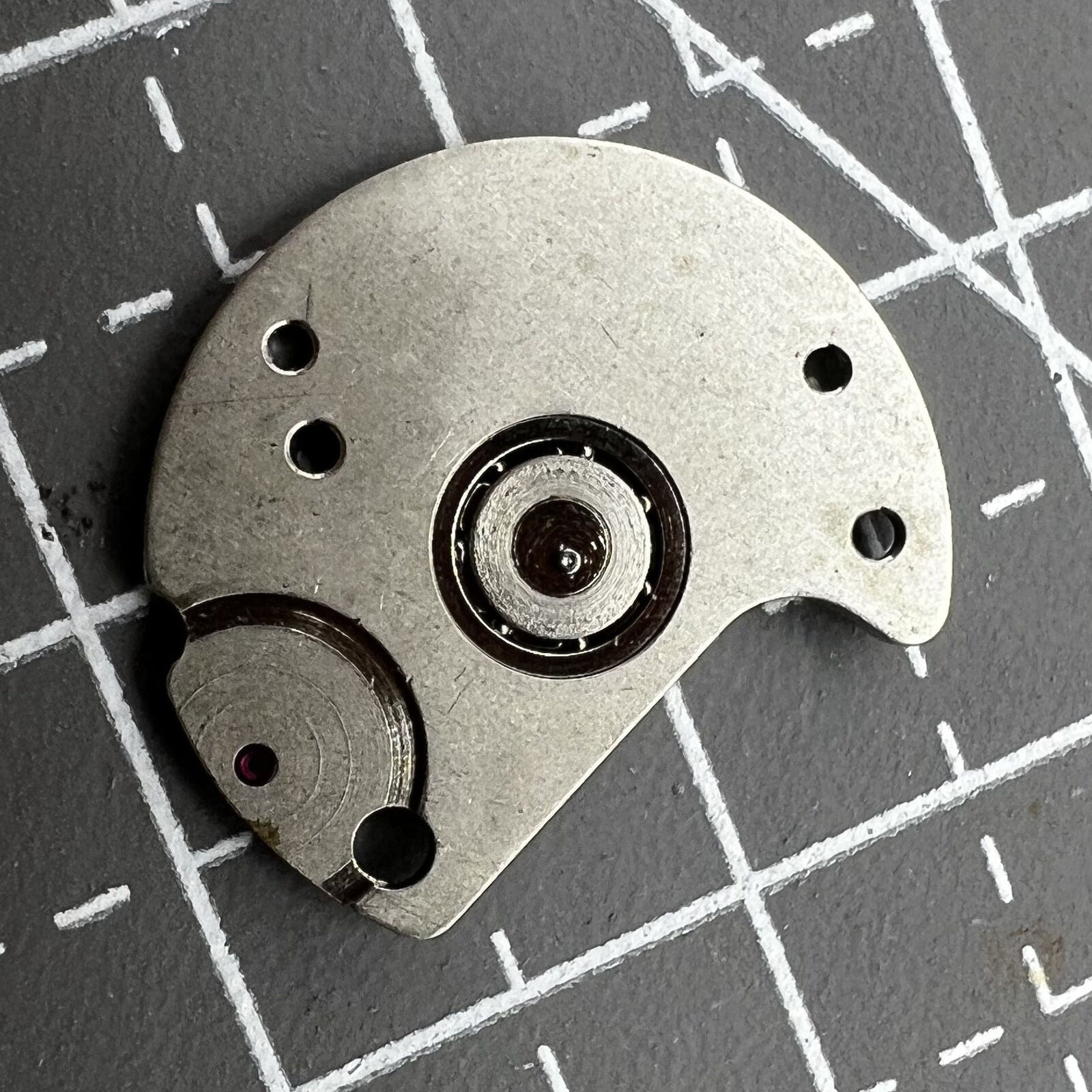 Seagull ST16 automatic wheel bridge part, engineered for precise watch movement assembly and repair.