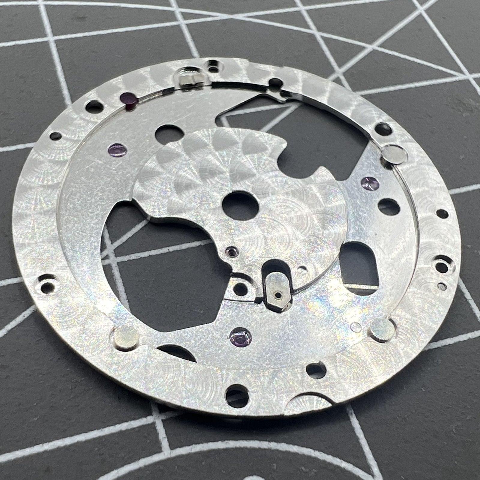 Replacement seating for Date Indicator, compatible with RLX3135 movement, precision fit by Generic brand.