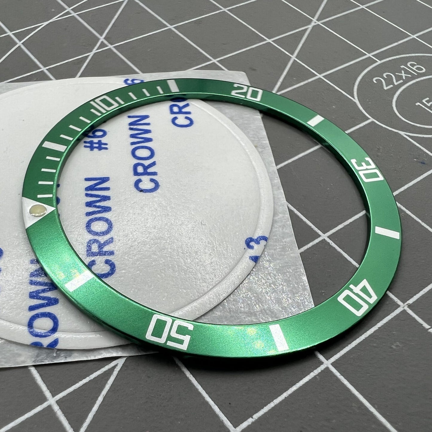 Green 38mm SUB aluminum alloy bezel insert for SK007 watch, durable replacement part.