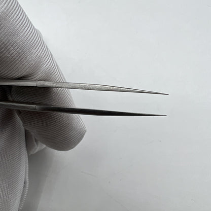 Pince à épiler Horotec MSA12.302-4 en acier 100 % antimagnétique, fabriquée en Suisse 