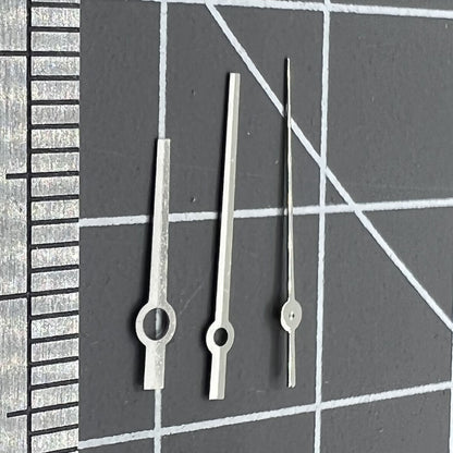 Silver and black trimmed watch hands for NH35/NH36/4R/7S movements, no lume,.