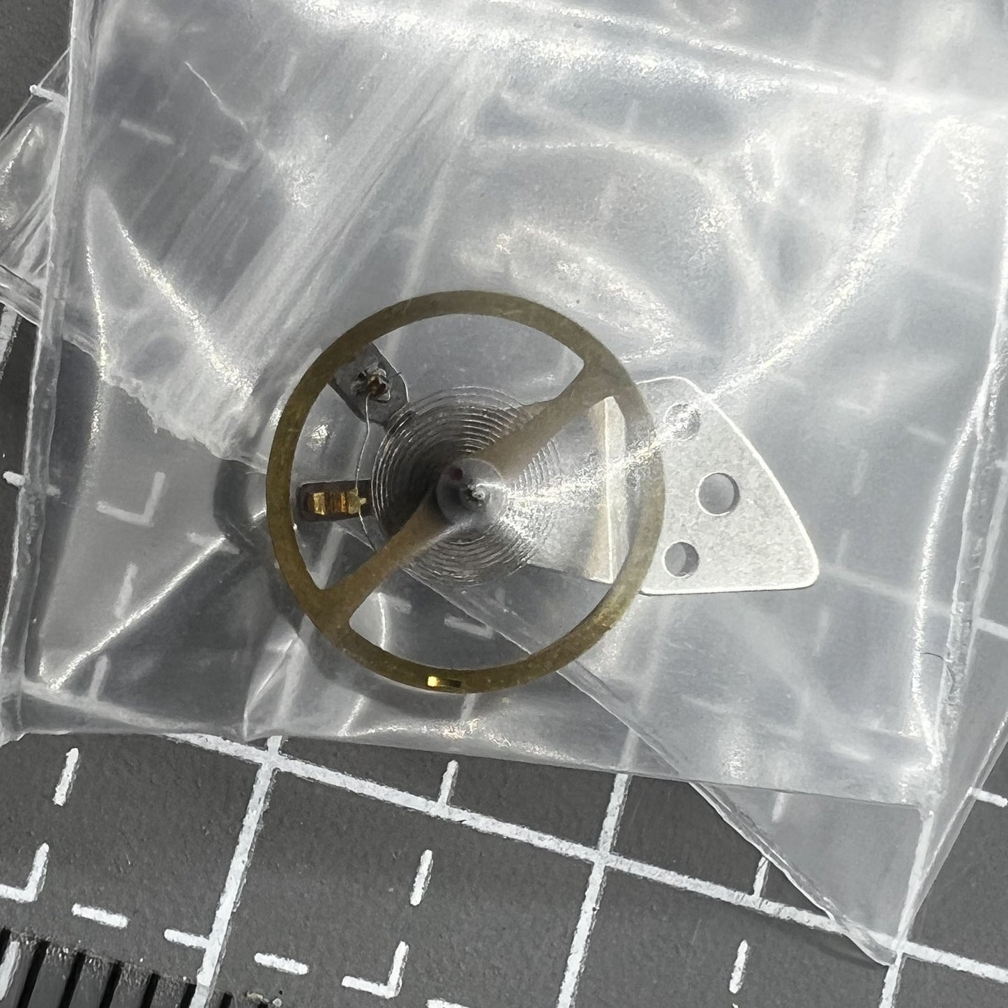 Ausgewogenes komplettes Silber-Hemmrad mit Splint für Miyota 8200 8215 Uhrwerk