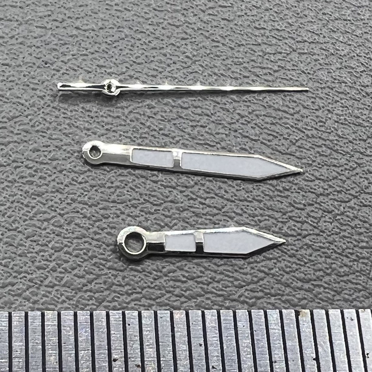 Grün Leuchtende Uhrzeiger Silberrand 2er Pack für Ronda 515 Uhrwerk