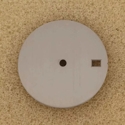 28.5mm Pure Color watch dial, single calendar, fits NH35/36 movement, sleek minimalist style.