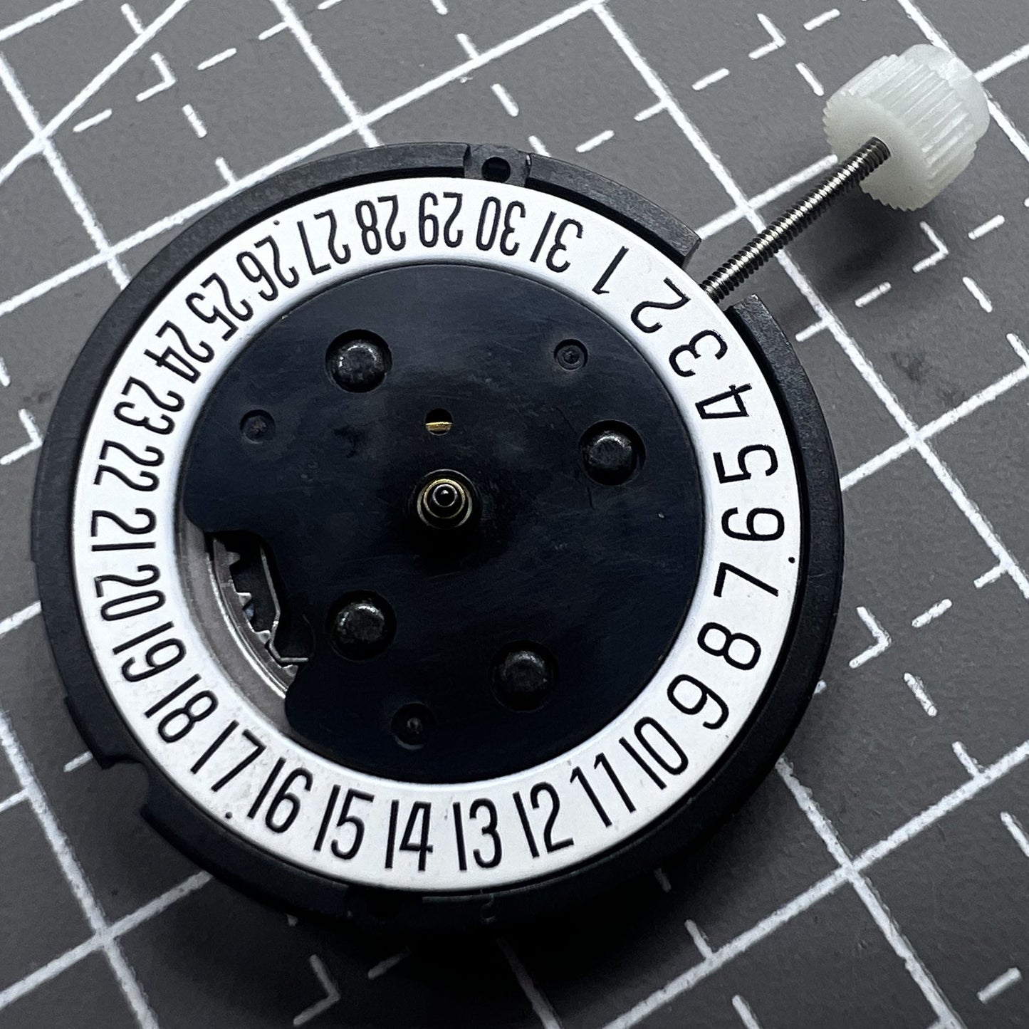 Swiss ETA804.192 Quartz watch movement with date display at 6 o'clock for precise timekeeping