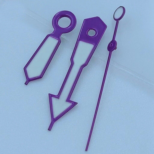 Aiguilles de montre luminescentes vertes peintes en blanc avec garniture violette de 12,5 mm pour NH35 NH36 7S26