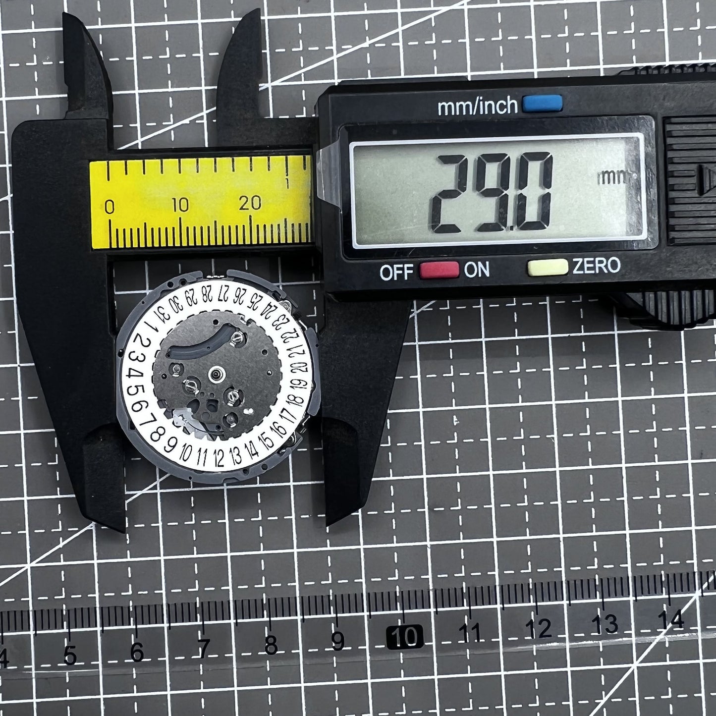 Japanisches Hattori QUARZ Uhrwerk Modell VK64 VK64A mit pr�ziser Zeitmessung f�r Uhrmacher