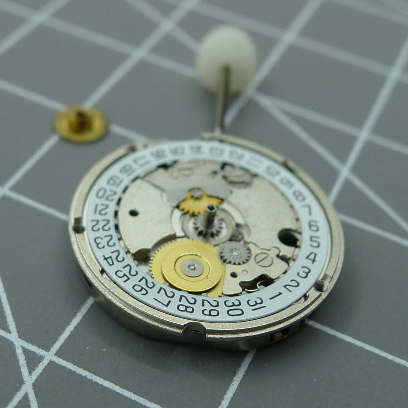 ETA 956.114 white dial quartz watch movement by ETA, precise 3-hand replacement for ETA955.114 models.