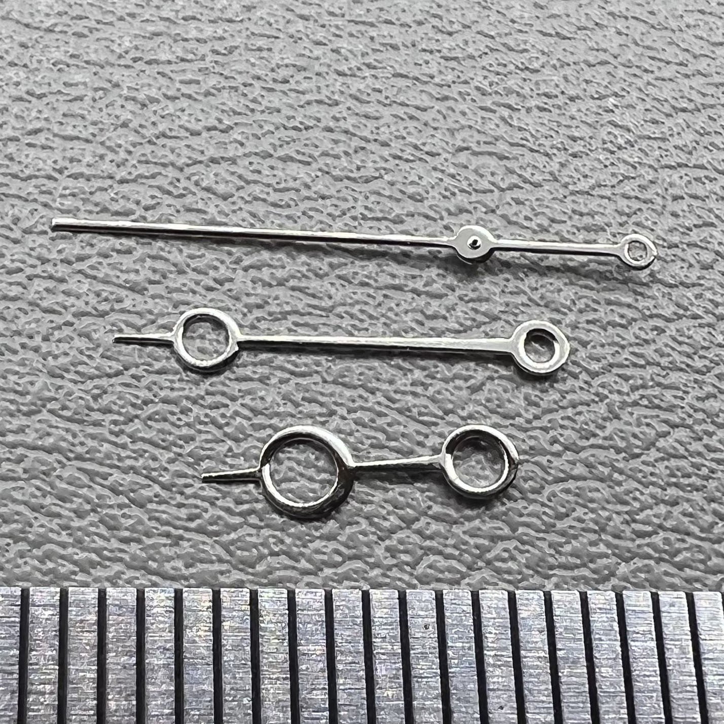 2er Set modifizierte silberne hohle Uhrzeiger ohne Leuchtmasse für NH35 36 NH38