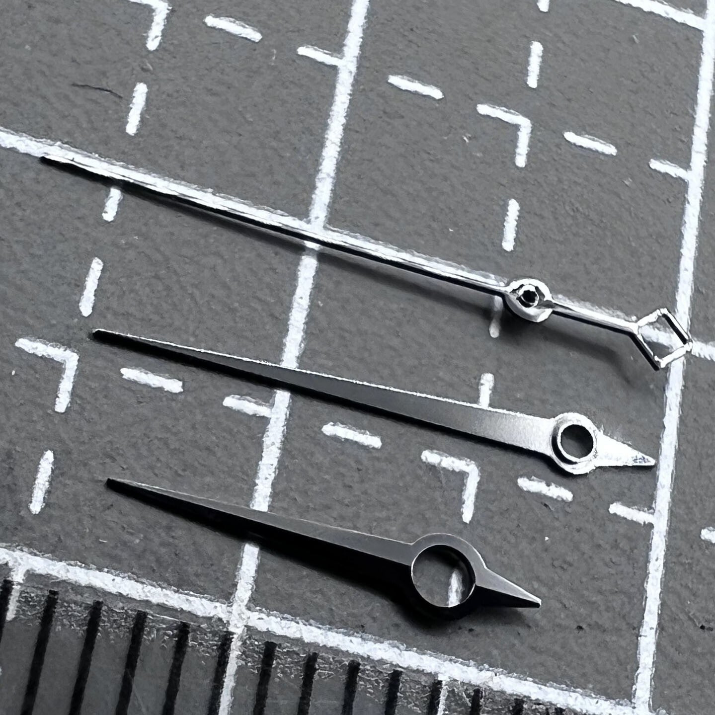 Black watch hand set 8x12x12.5mm for ETA2824 2836 PT5000 movements by Schwarzes, precise accessory for watch repair