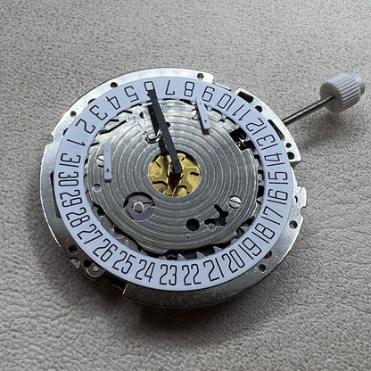 Mouvement quartz ISA 8171 d'origine 5 Hands Silver Backside Single Calendar à 6