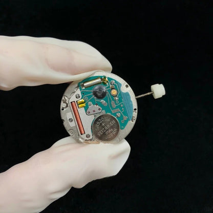 Mouvement à quartz <tc>ETA</tc> 955.124, fabriqué en Suisse, pièce de réparation pour montres avec date et jour
