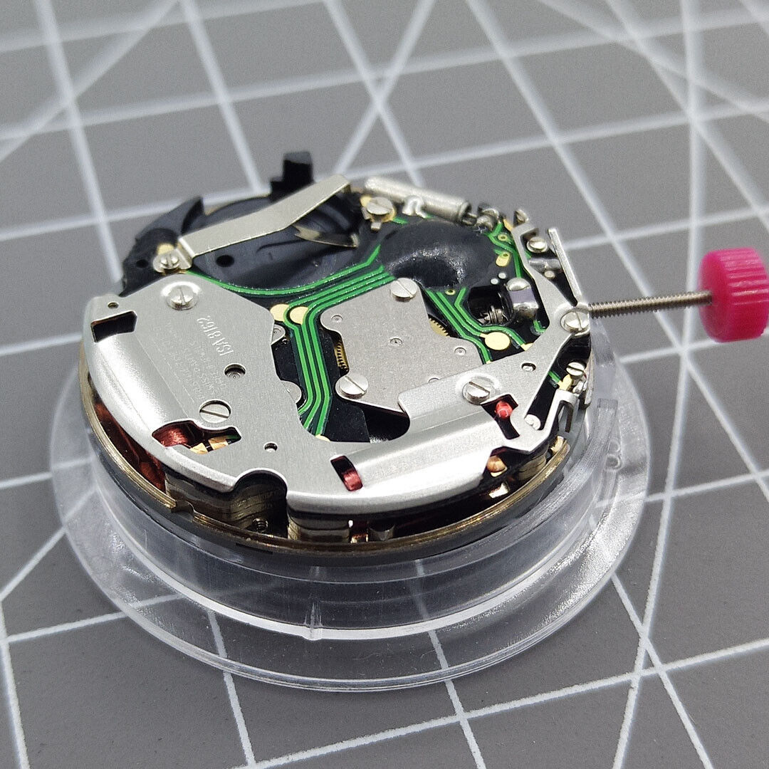 ISA 8162 quartz watch movement with date display at 6 o'clock, ensuring precise timekeeping accuracy.