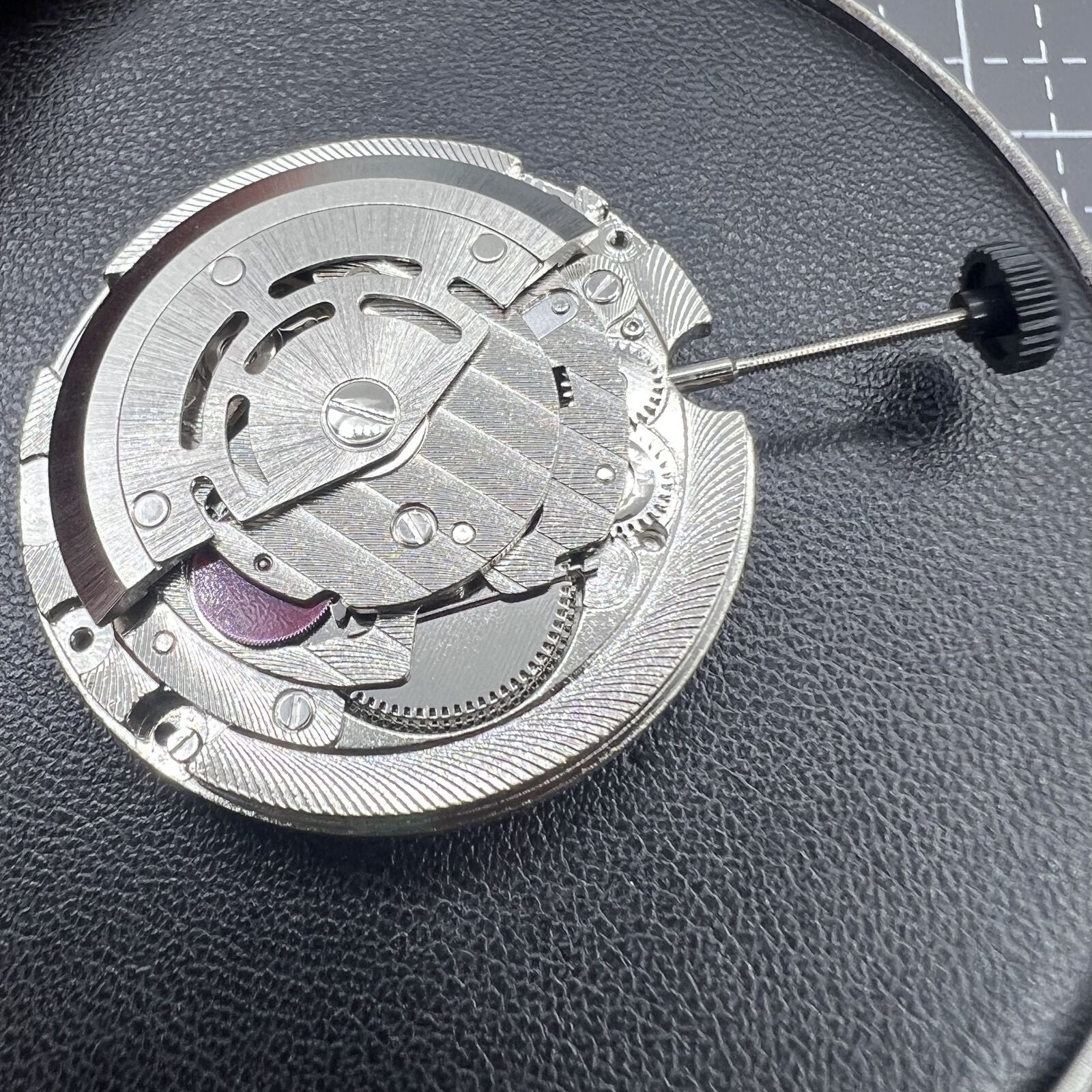 ST2147 automatic watch, mechanical movement, day-date at 12, date window at 3.