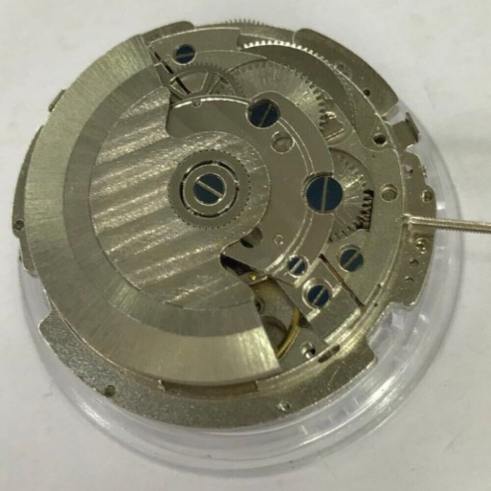 Shanghai 3 Hands watch part with multifunctional movement and kinetic energy display at 6.5 position for accurate timekeeping.