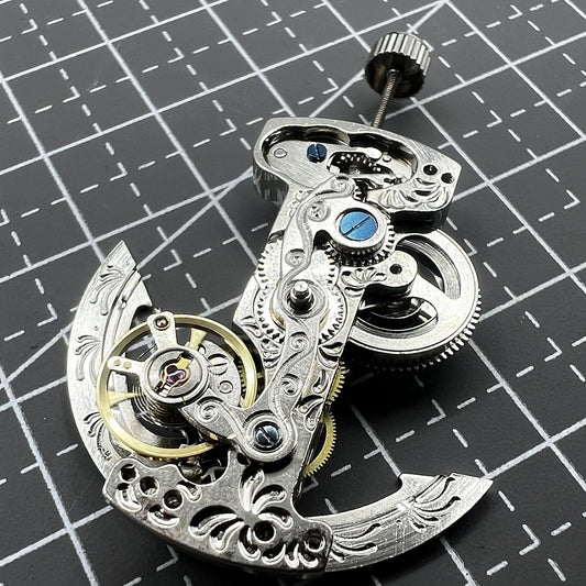 Automatisches Mechanisches Uhrwerk mit Barförmigem Blankem Unruhrad