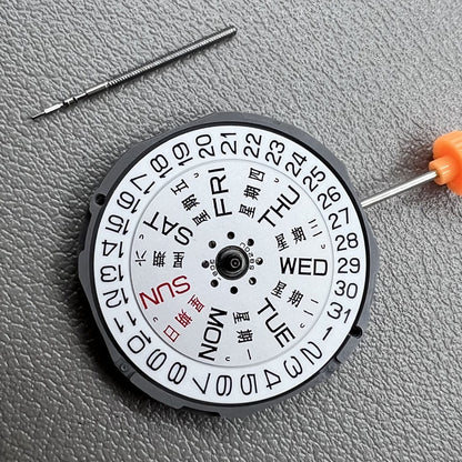 Japan Miyota 1M02 Quarz Uhrwerk mit drei Zeigern, Tag- und Datumsanzeige bei 3 Uhr, pr�zises Uhrwerk f�r Uhrenherstellung.