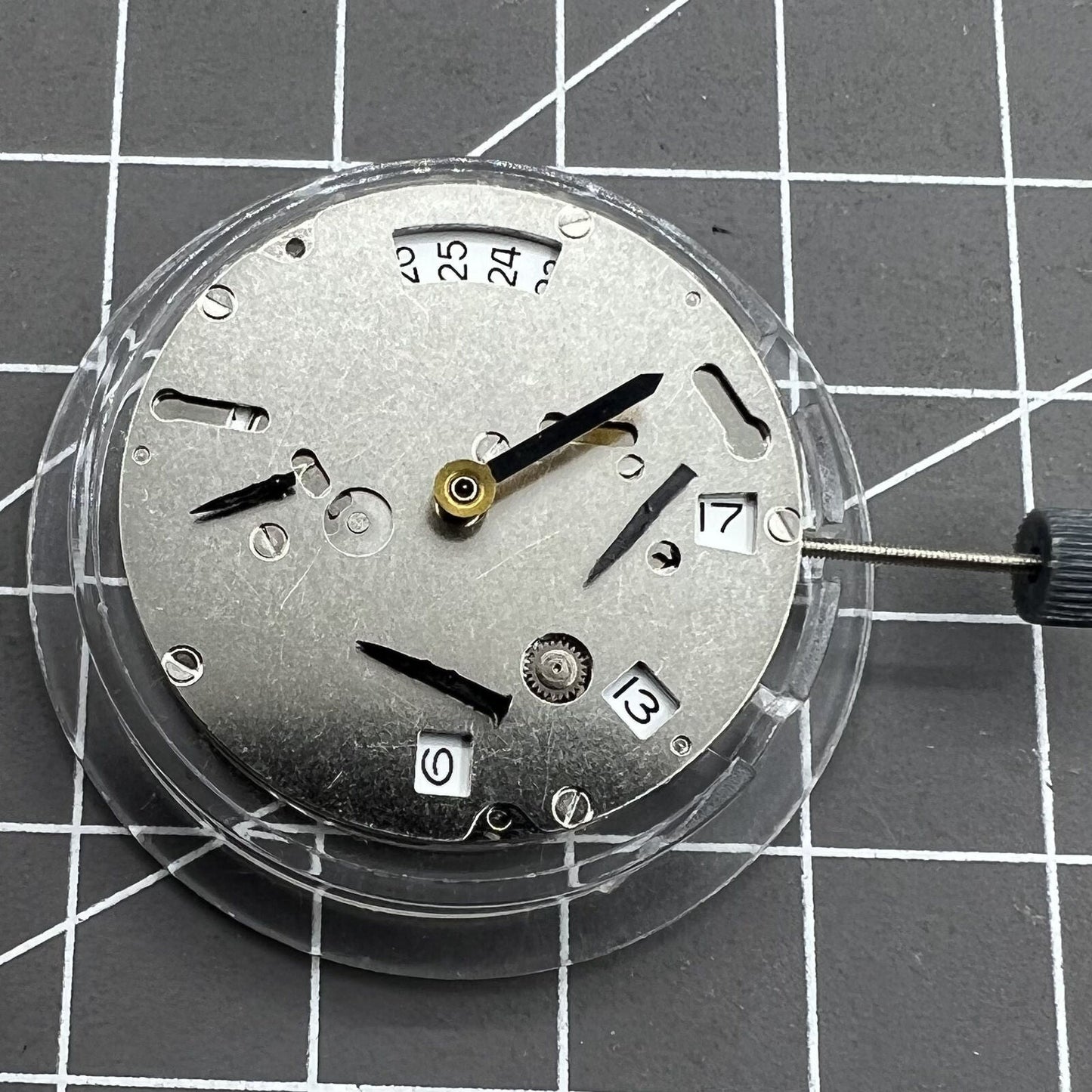 NN8205 watch accessory showcasing automatic mechanical movement with Nanning 2813 precision mechanism.