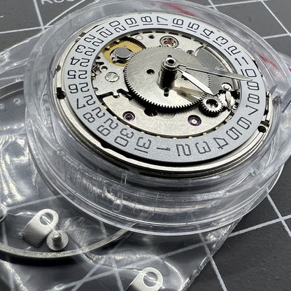 HZ6460 4-Zeiger-Automatikwerk für ETA 2836-2 GMT 