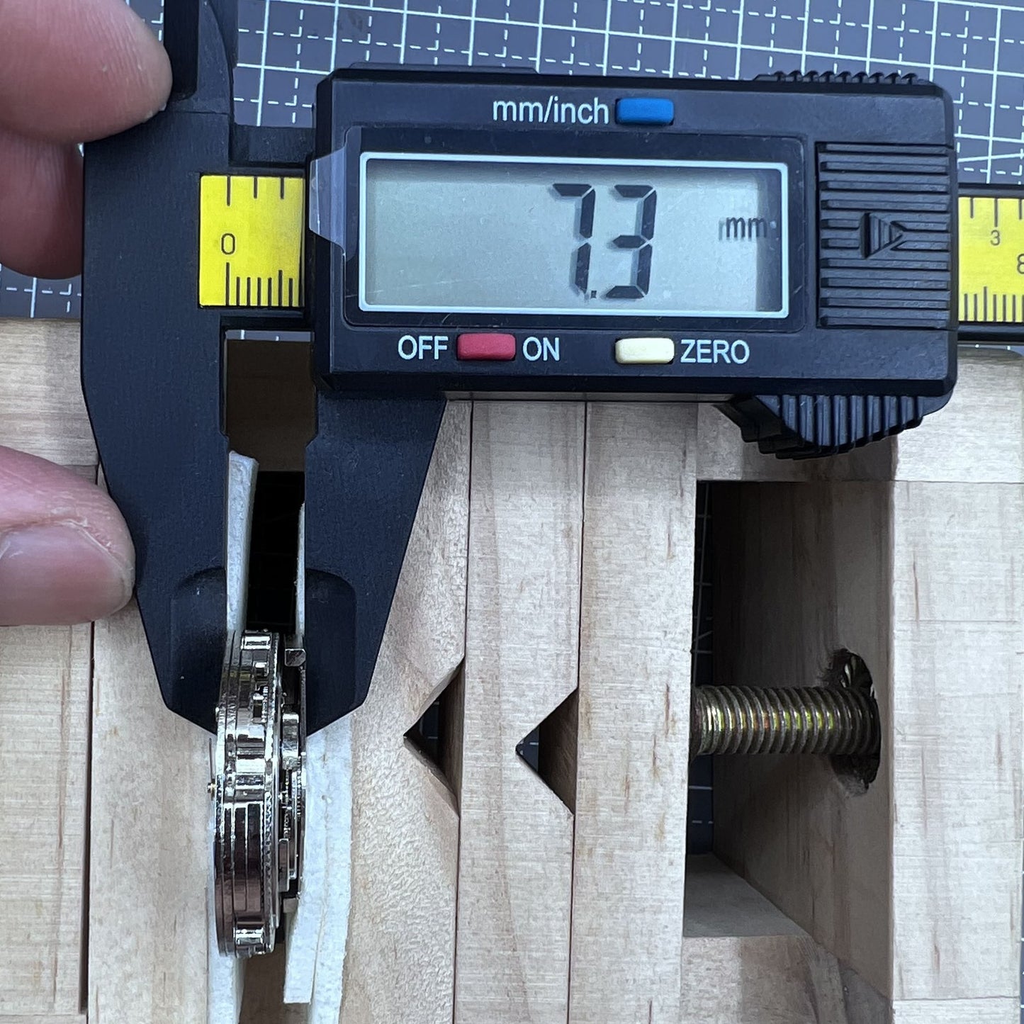 Automatisches mechanisches Uhrwerk Shanghai Yite kleine Sekunde bei 9