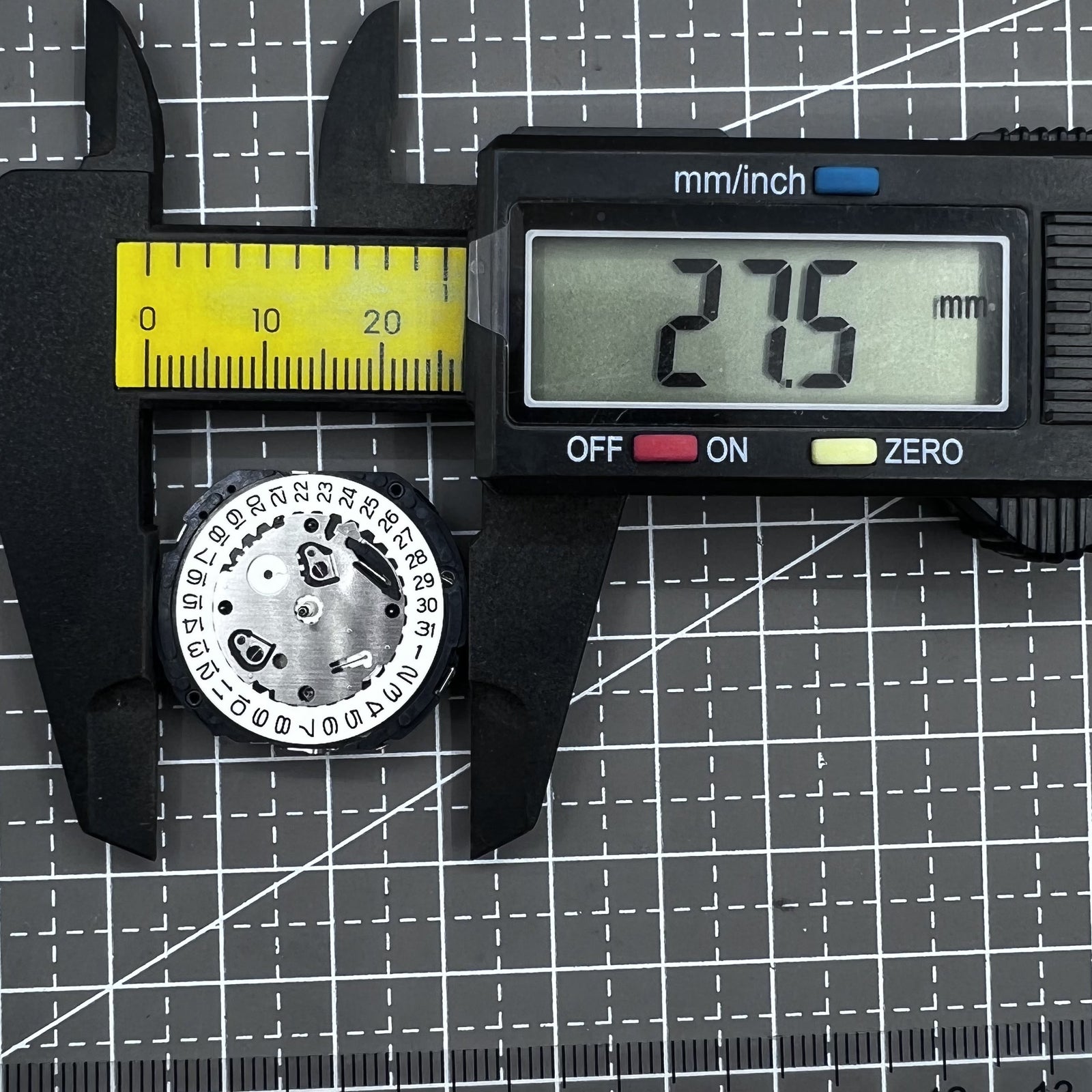 Seiko V176A quartz watch movement, precise Japan-made mechanism for watch accessories