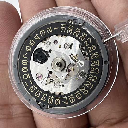 NH35A automatic mechanical watch movement with golden date, crown at 3 o'clock, ideal for SKX007.