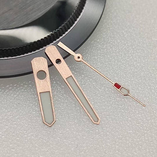 13 mm Roségoldener Rand, C3-Uhrzeiger mit grüner Leuchtmasse, passend für NH35/NH36-Uhrwerk