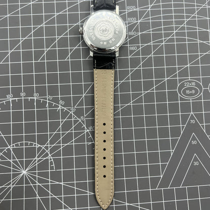 37mm Baihua manual mechanical watch with silver dial, 19 jewels, shock-resistant for long-lasting performance.