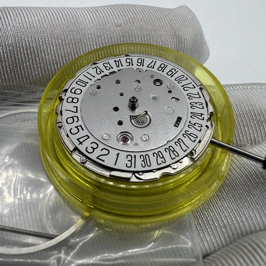In Japan hergestelltes Miyota/Citizen 9019, japanisches automatisches mechanisches Uhrwerk, Datum bei 3/6