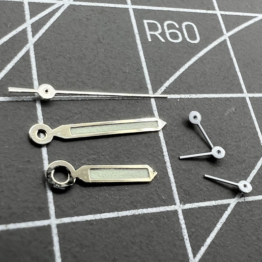 Aiguilles de montre luminescentes vertes 11 x 11 x 8 mm, garniture argentée, pour mouvement Epson VD53, VD54, VD57