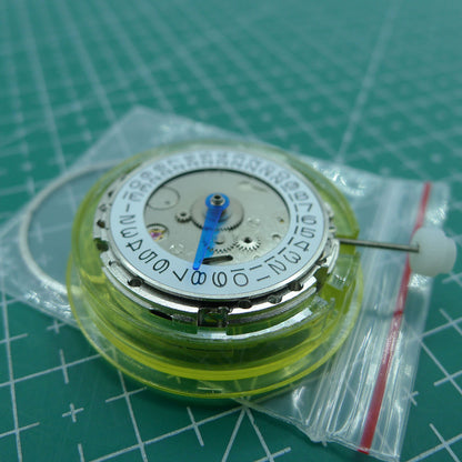 DG2813 mechanical watch movement with 4 hands and adjustable 24-hour GMT, silver finish for precision timepieces.