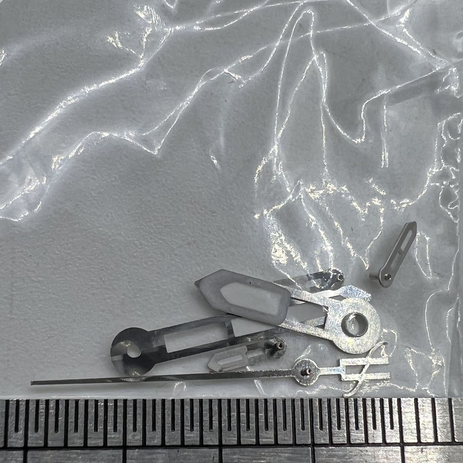 Silver-trimmed 15mm watch hands with green lume for Miyota OS10, OS20, OS22 movements