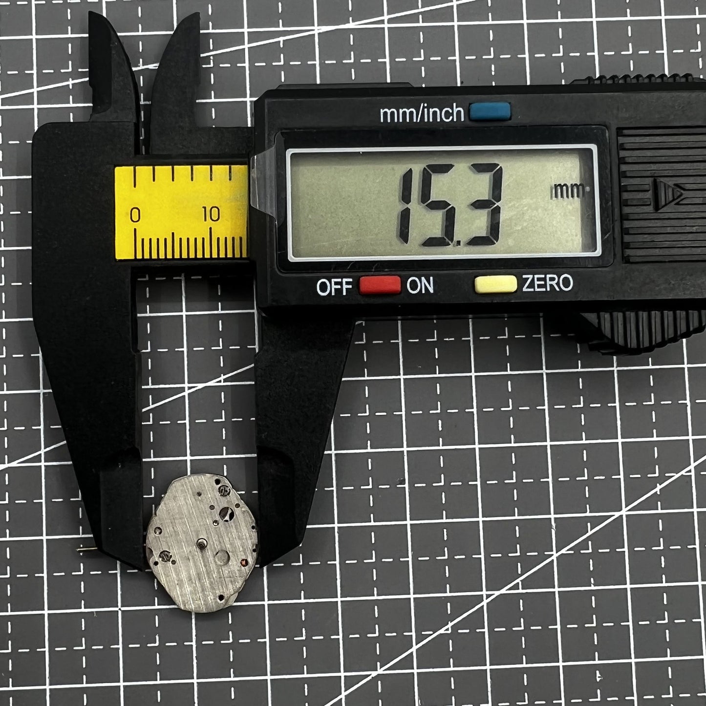 Seiko V253A Quarzwerk mit zwei Zeigern und kleiner Sekunde ? Ersatzteil f�r Uhrenreparatur