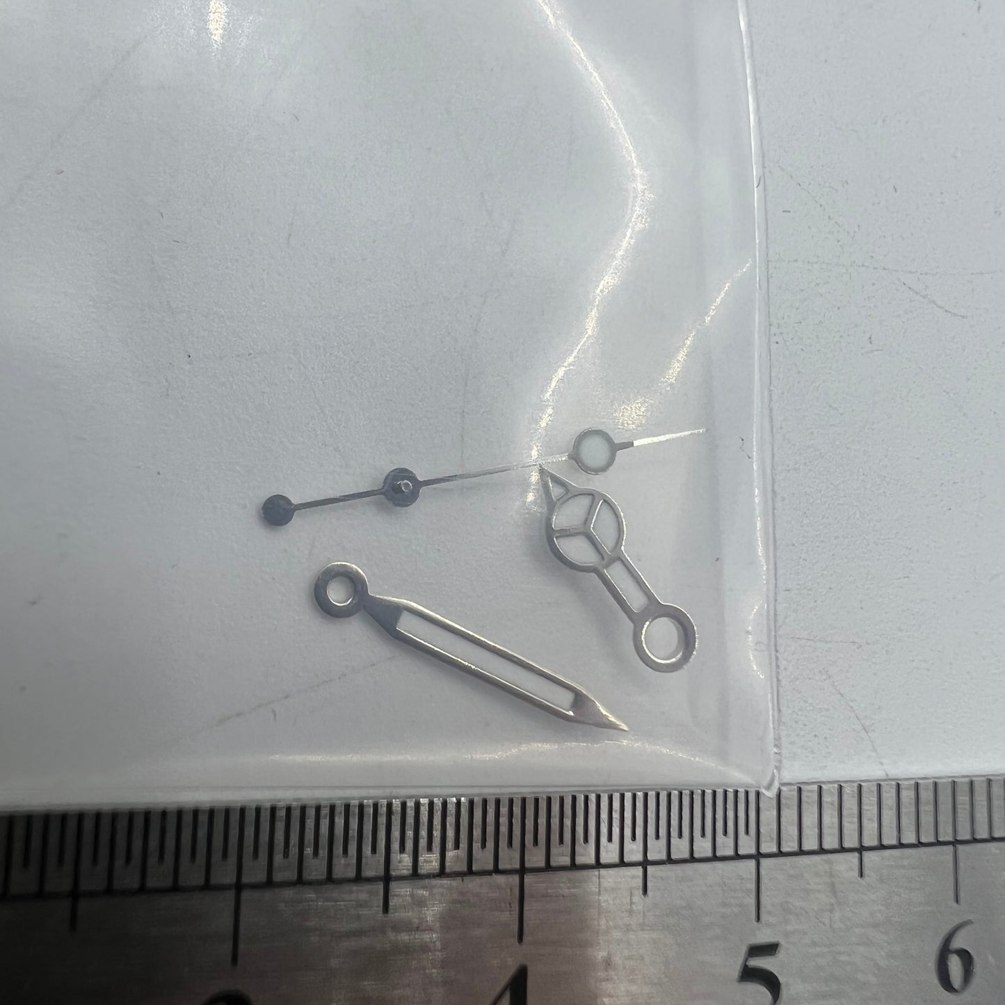 Green luminous watch hands set, compatible with NH35A/NH36A, sizes 8/12/12.5mm, perfect for watch repair.